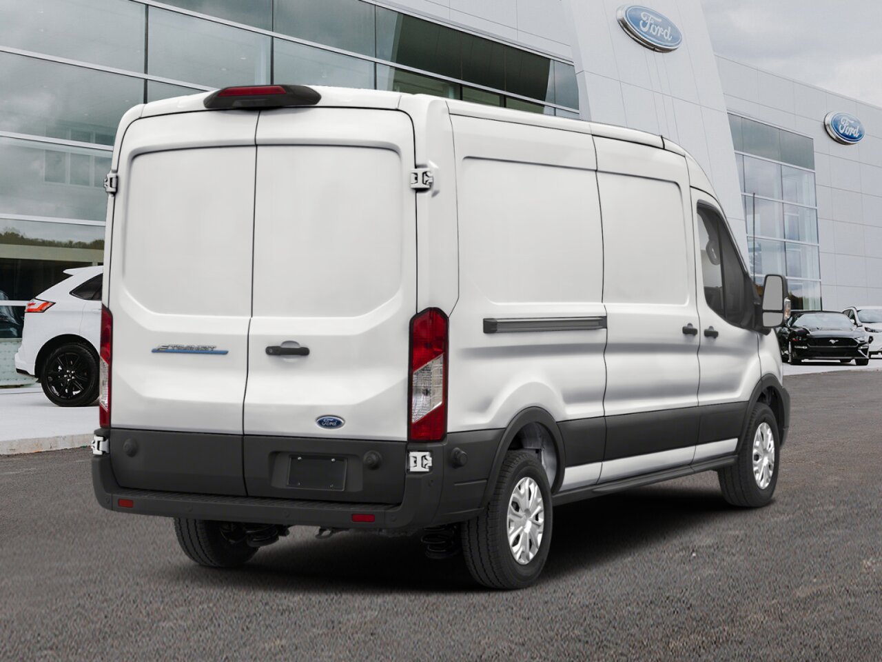 2025 Ford E-Transit Cargo Van Oxford White Saint-Eustache - photo #1