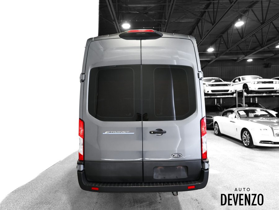 2022 Ford E-Transit Cargo Van 2022 Grey