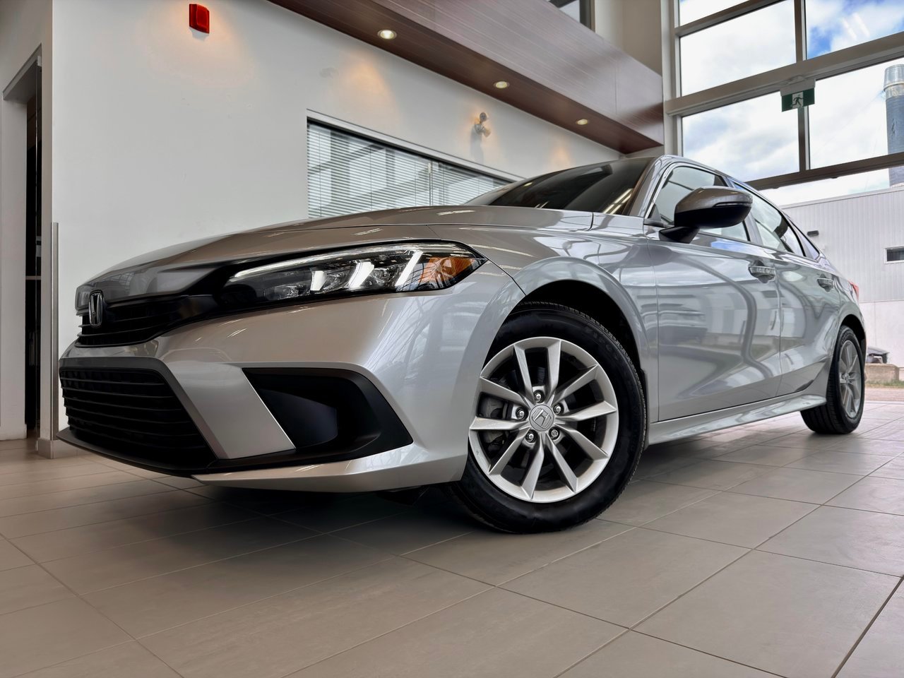 2024 Honda Civic Sedan Silver Notre-Dame-des-Prairies - photo #1