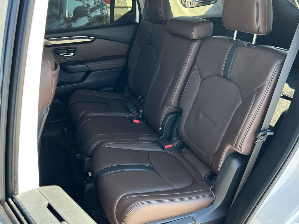 Honda HondaPilot Touring 2023 Blanc Gatineau - photo #16