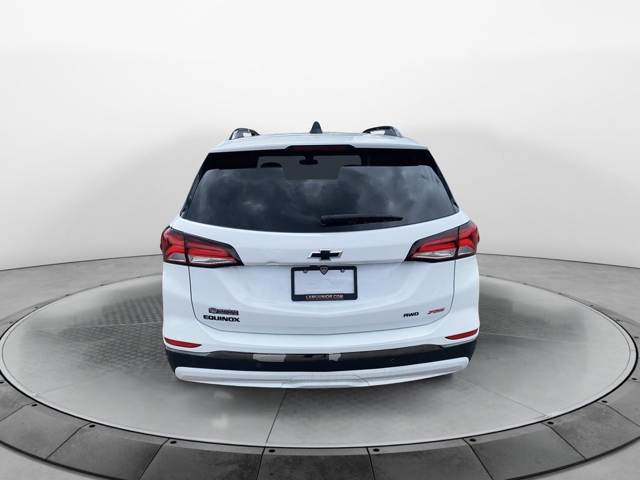 2023 Chevrolet Equinox VIN 3GNAXWEG8PL104961 White Baie-Comeau - photo #2