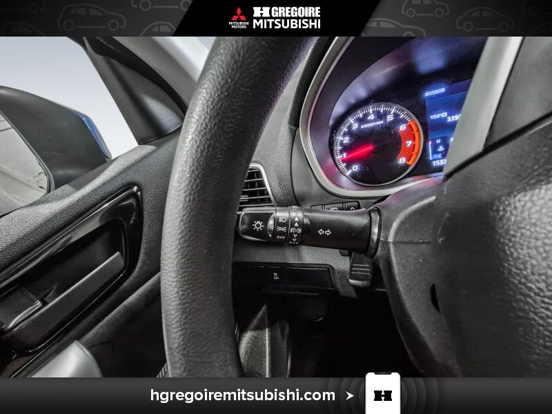 2019 Mitsubishi Eclipse Cross Blue Laval - photo #18