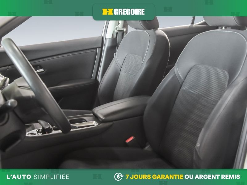 2020 Nissan Sentra White Blainville - photo #20