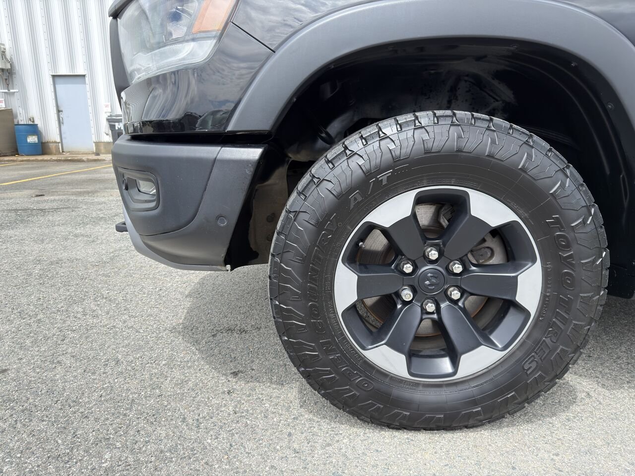 Ram 1500 2019 Noir Thetford Mines - photo #8