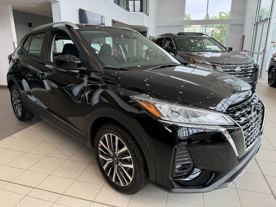 Nissan Kicks Play 2025 2025 Super noir
