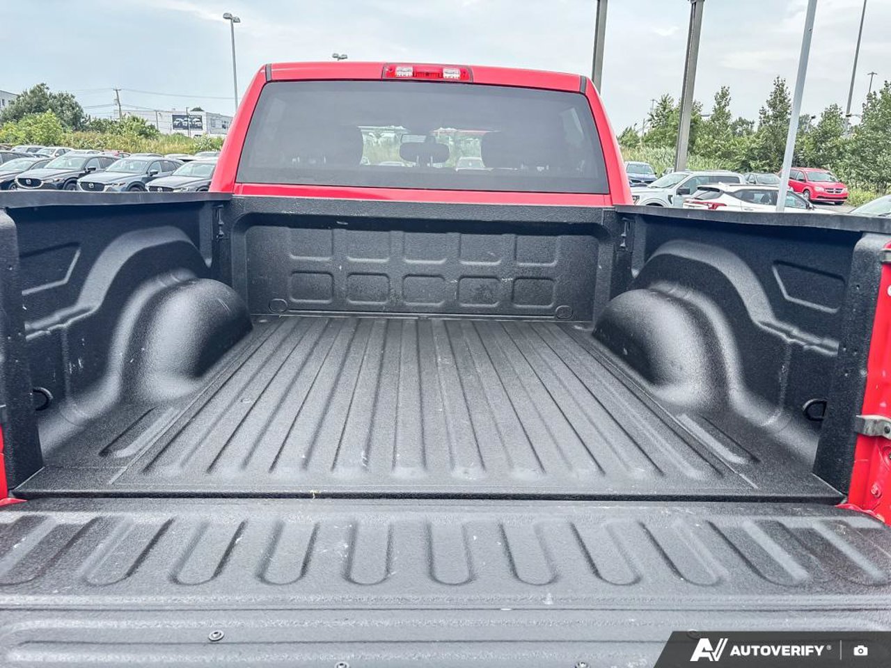 Ram 1500 Classic 3C6RR7KT1MG694042 2021 Rouge Mirabel - photo #14
