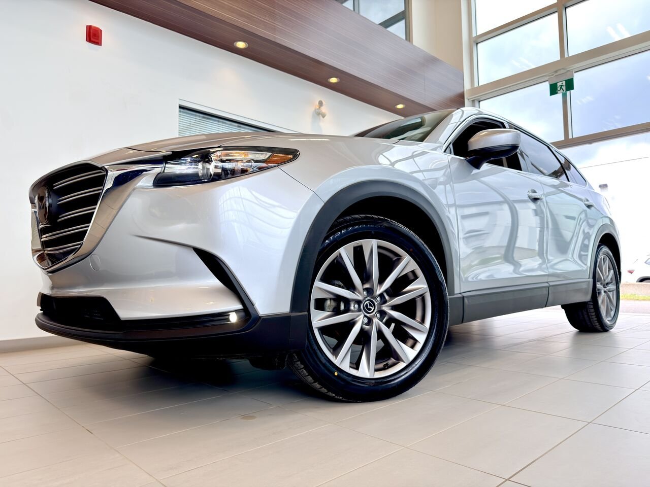 2022 Mazda CX-9 Grey Notre-Dame-des-Prairies - photo #1