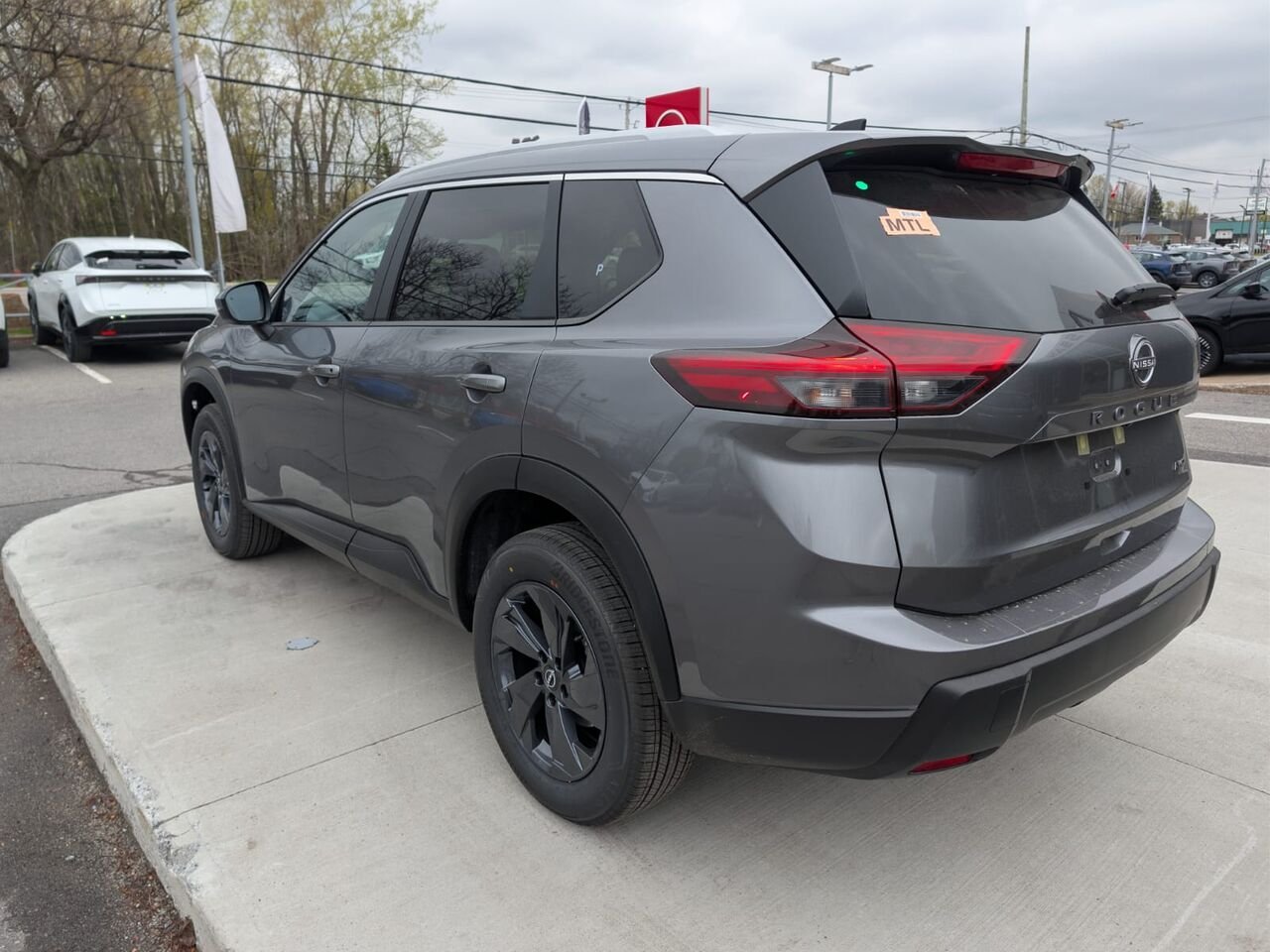 2026 NISSAN Rogue ROGUE SV TOIT OUVRANT Gun Metallic Châteauguay - photo #10