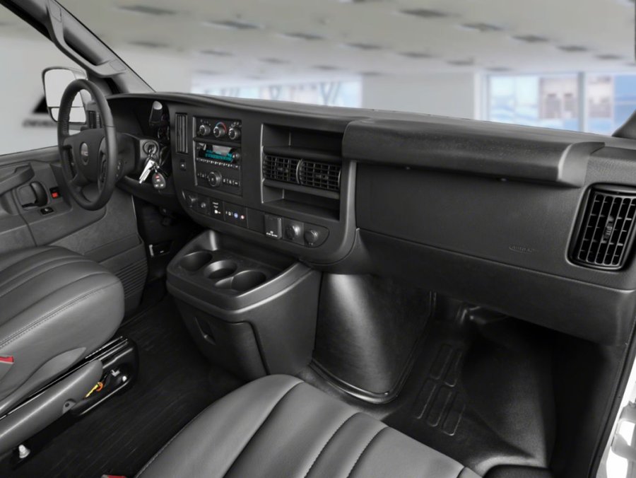 2024 GMC Savana Cargo Van 2024 Summit White