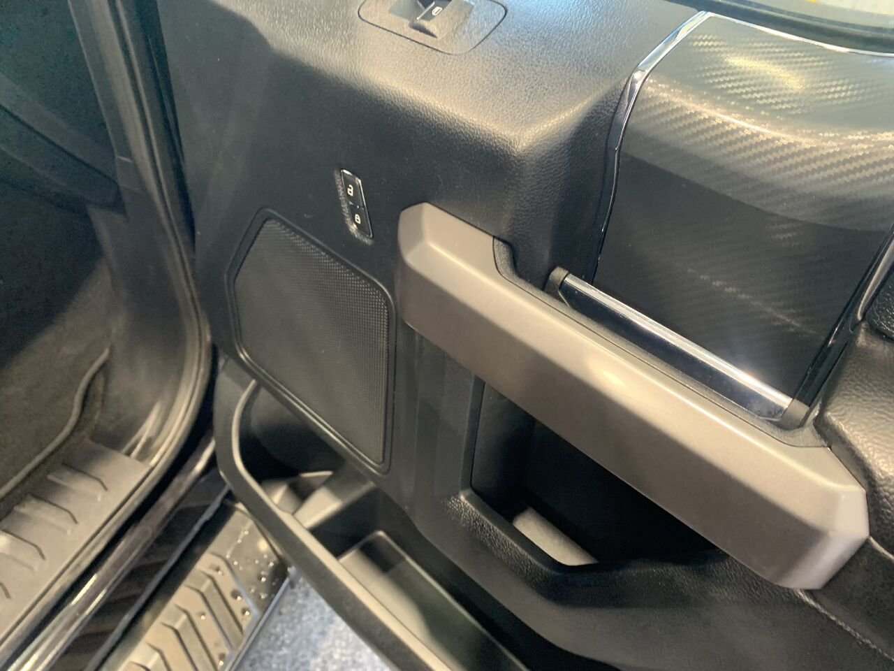2019 Ford F-150 F-150 SUPERCREW XLT SPORT Black Châteauguay - photo #19