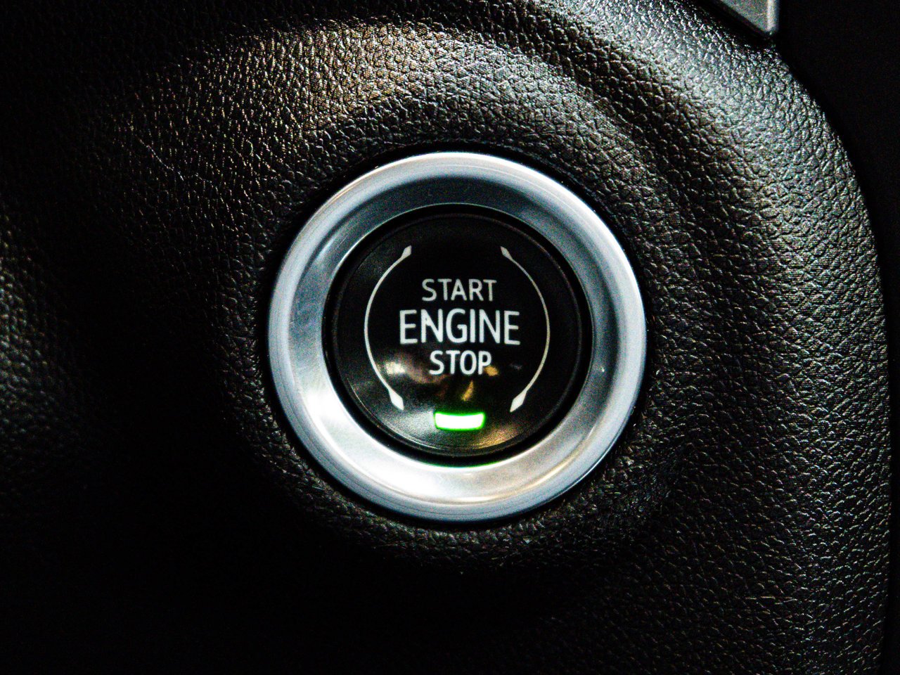 2022 Chevrolet Silverado 2500HD 4WD Crew Cab 159 LTZ Black Sherwood Park - photo #25