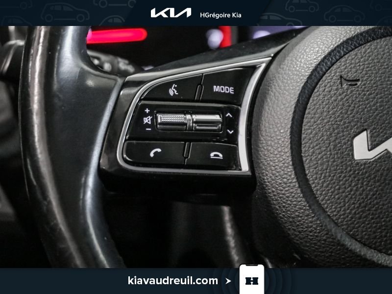 2023 Kia Seltos Silver Laval - photo #14