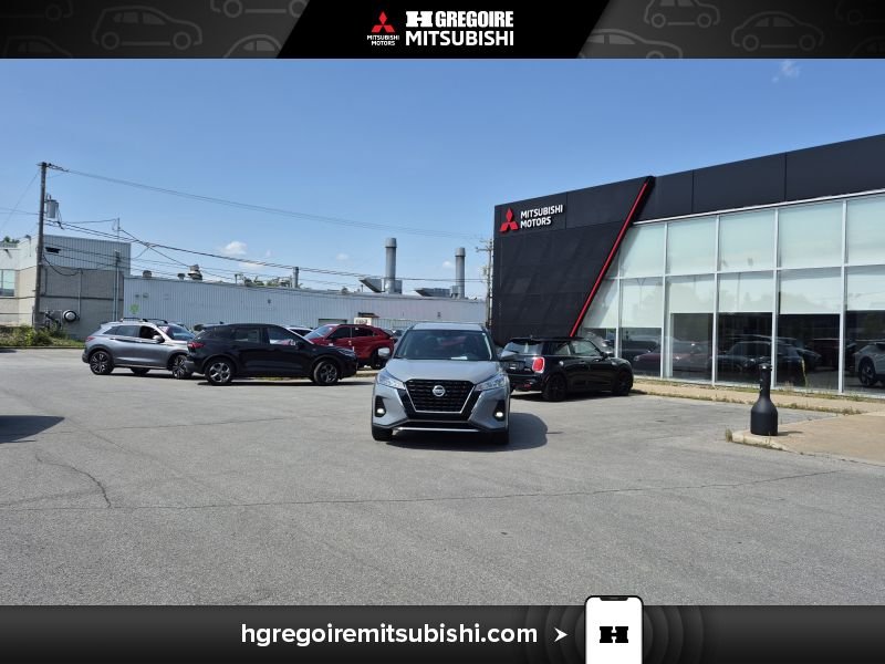 2021 Nissan Kicks Grey Blainville - photo #2