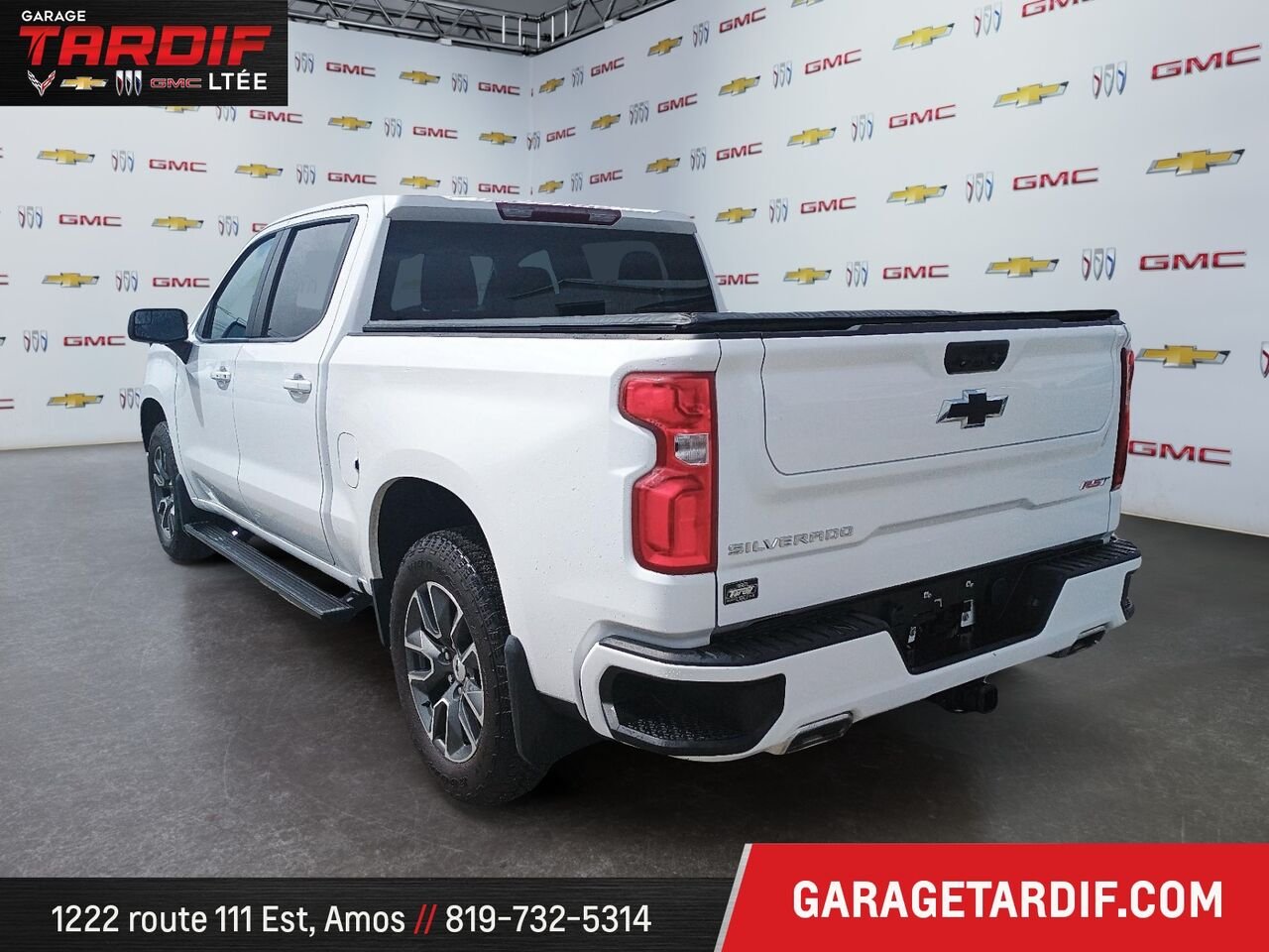 CHEVROLET 1500 4RM, CAISSE COURTE, CAB. MULTIPLAC 2024 Blanc Amos - photo #3