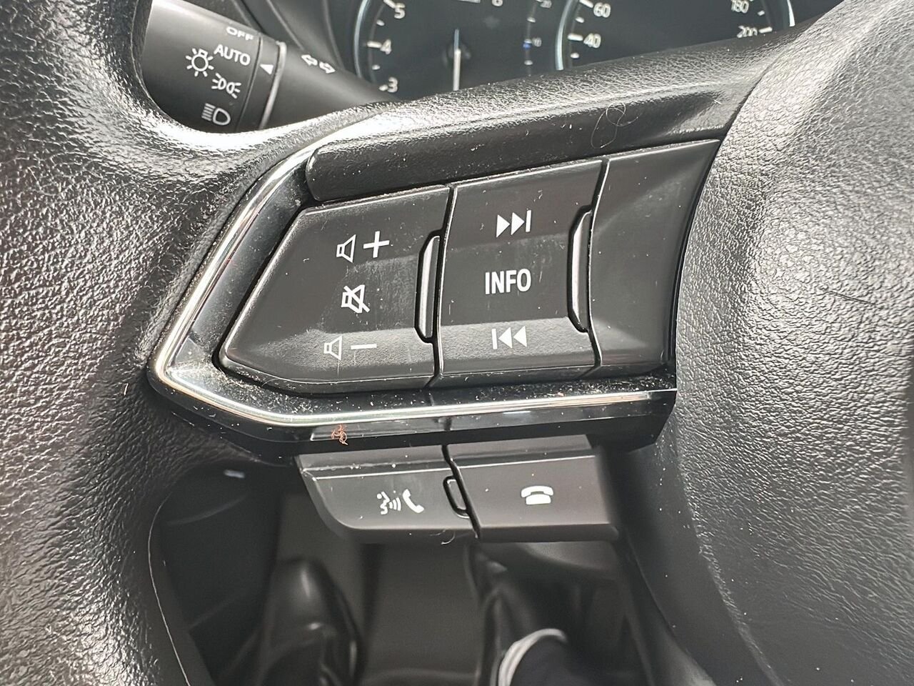 2024 Mazda CX-5 White Rouyn-Noranda - photo #18