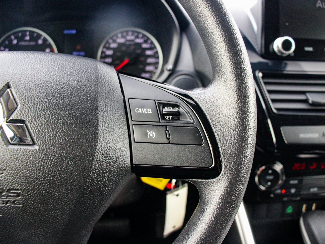 2022 Mitsubishi Eclipse Cross ES S-AWC Black Sherwood Park - photo #20