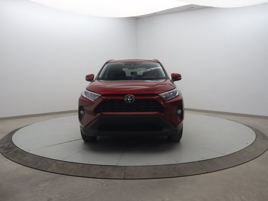 2019 Toyota RAV4 2019 Red
