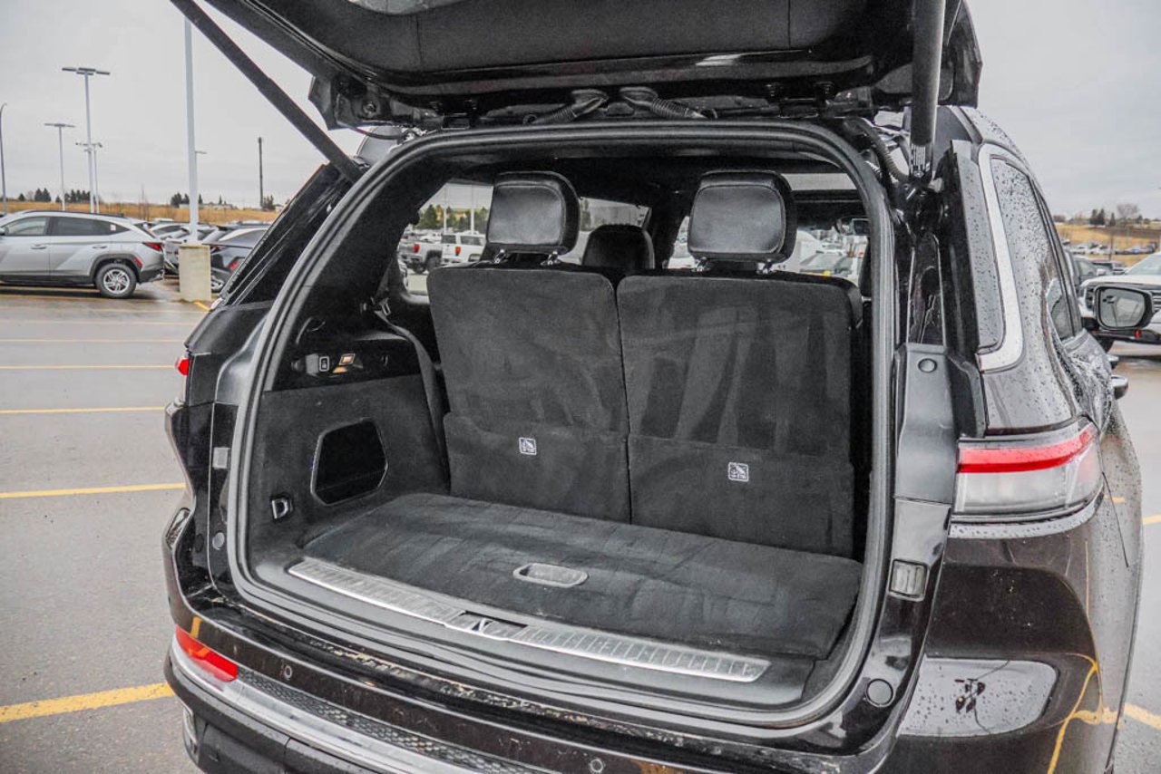 2022 Jeep Grand Cherokee L Overland 4x4 Ember Pearl Sherwood Park - photo #7