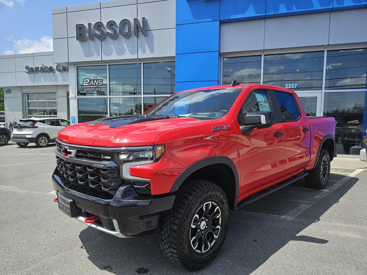 2026 Chevrolet Silverado 1500 ZR2 cabine multiplace 4RM 147 po Red Thetford Mines - photo #0