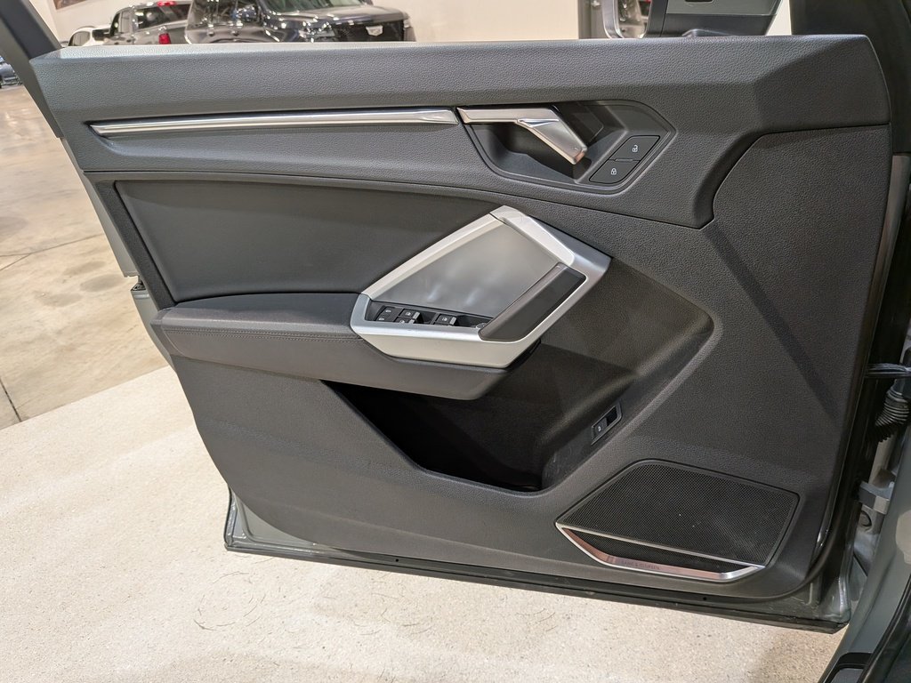 Audi Q3 2.0 TFSI quattro Technik Tiptronic 2019 Gris Val-David - photo #36
