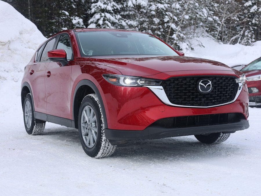 2025 Mazda CX-5 Gs, awd, Toit ouvrant, volant et rétroviseurs chauffants, hayon électrique Soul Red Crystal Metallic