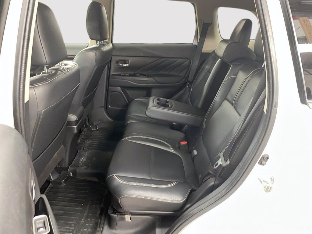 Mitsubishi Outlander PHEV 2018 Blanc Amos - photo #20