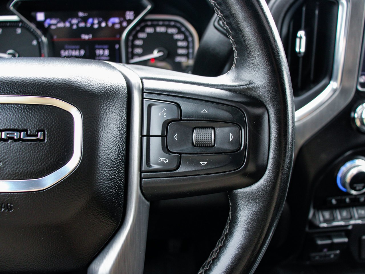 2023 GMC Sierra 2500HD 4WD Crew Cab 159 Denali White Sherwood Park - photo #22