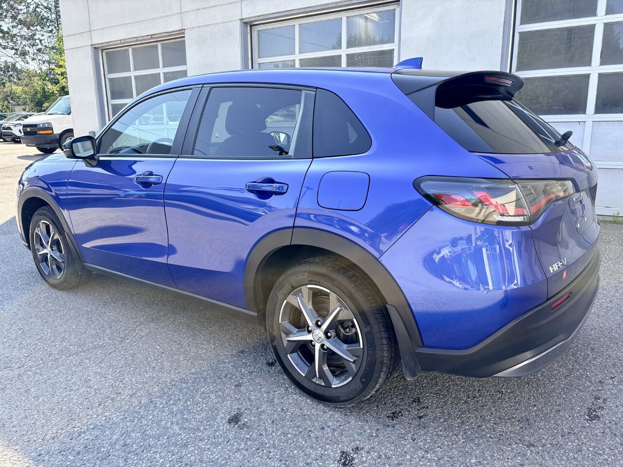 2025 Honda HR-V Blue Mont-Laurier - photo #11