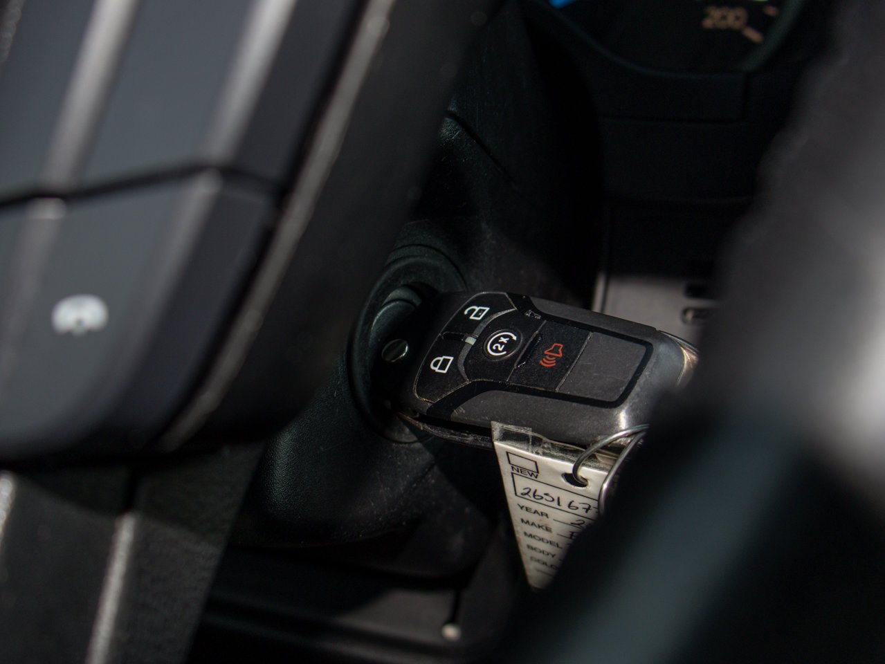 2017 Ford F-150 4WD SuperCrew 145 XLT Grey Sherwood Park - photo #22