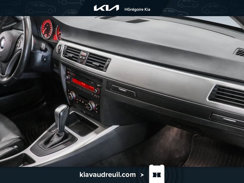 2011 BMW 335i Black Blainville - photo #21