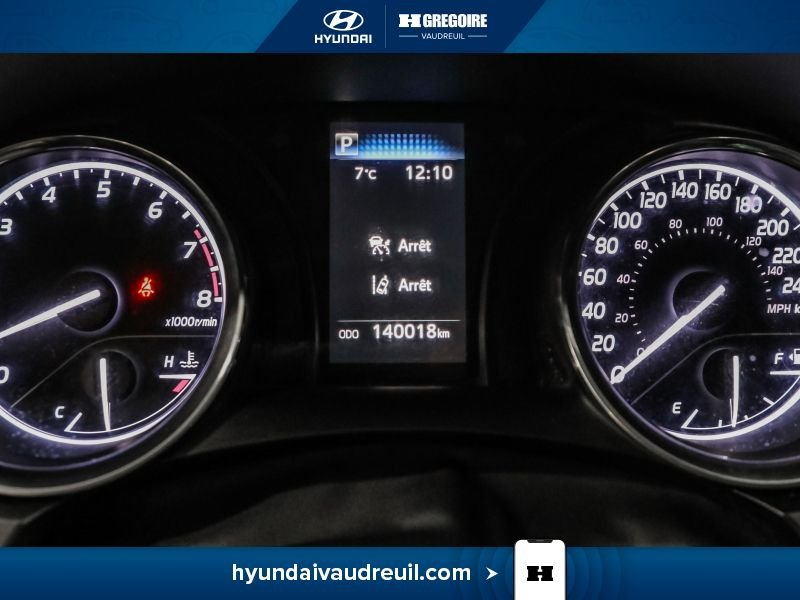 2020 Toyota Camry Grey Laval - photo #23