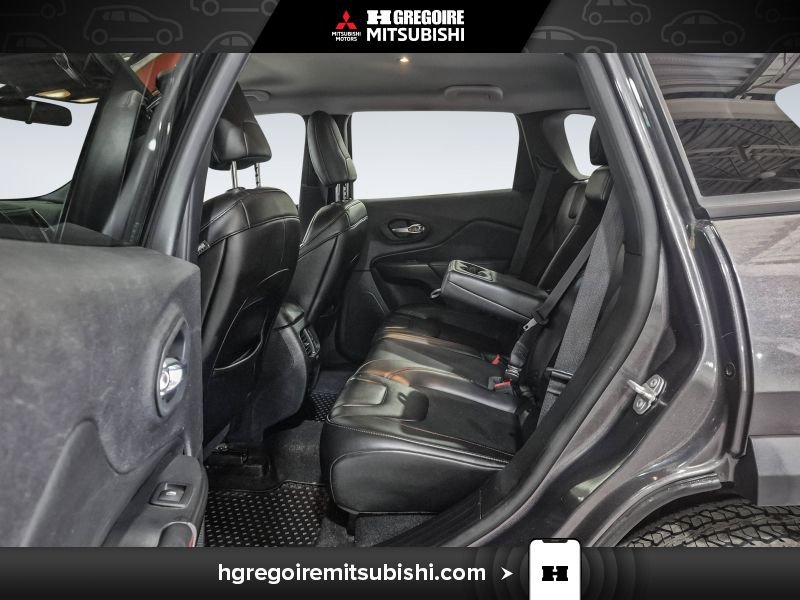 2019 Jeep Cherokee Grey Laval - photo #26