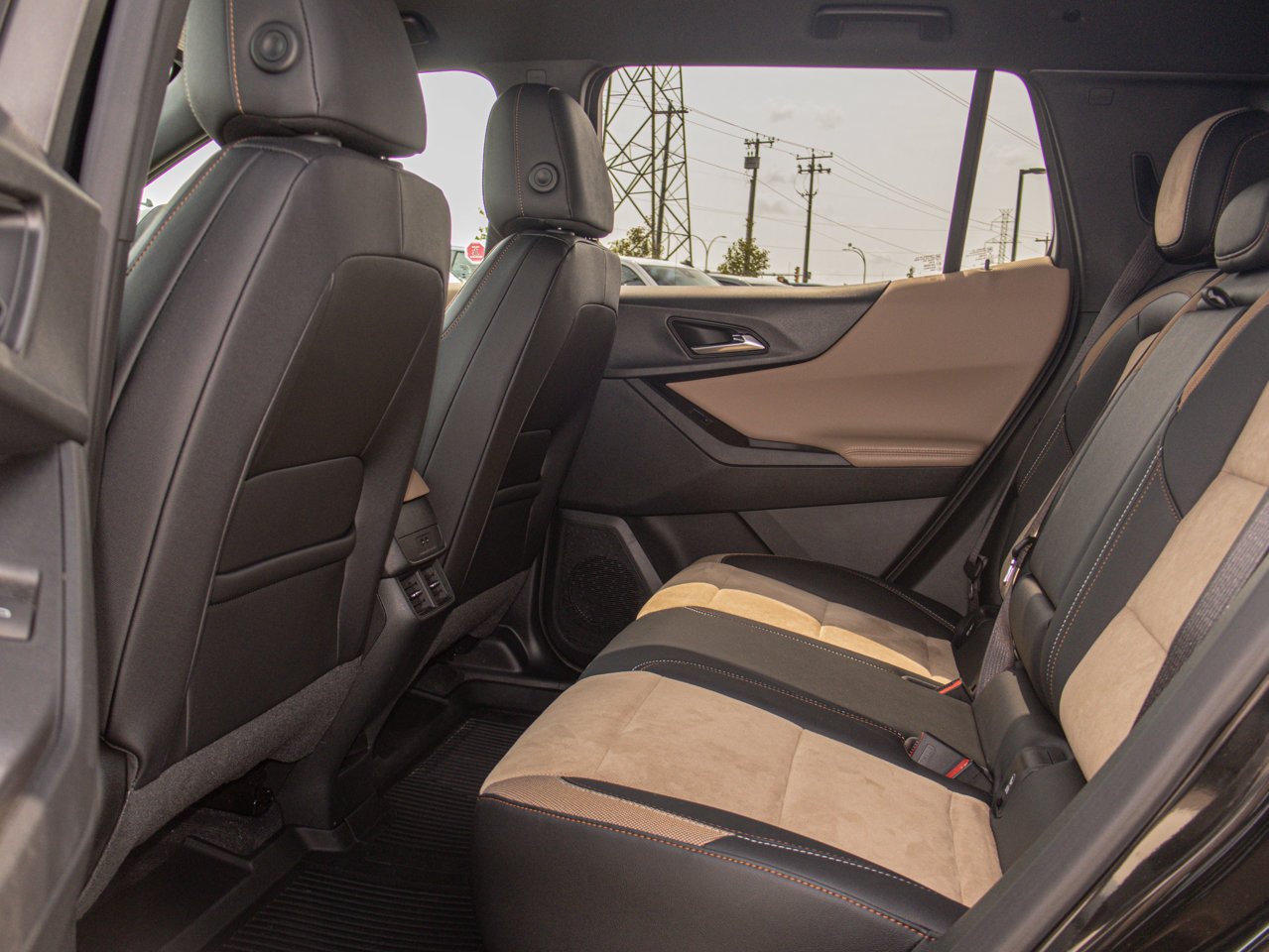 2025 Chevrolet Equinox AWD 4dr ACTIV Black Sherwood Park - photo #30