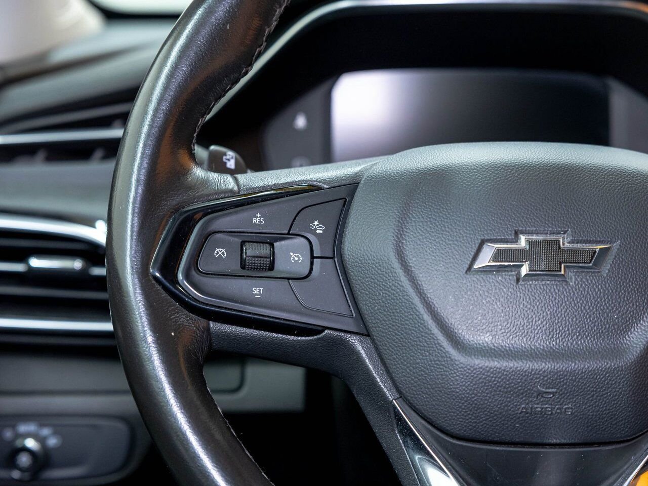 2022 Chevrolet Bolt EUV LT *CHARGE RAPIDE* SIEGES / VOLANT CHAUF *CARPLAY Silver Saint-Jérôme - photo #13