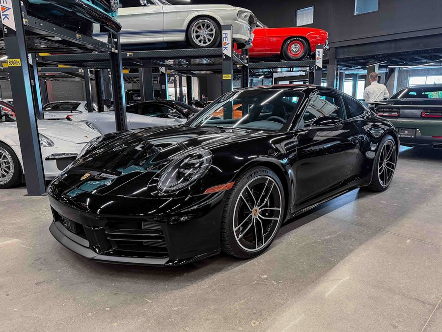 2025 Porsche 911 2025 Black