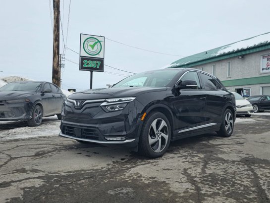 2023 VinFast VF 8 2023 Black