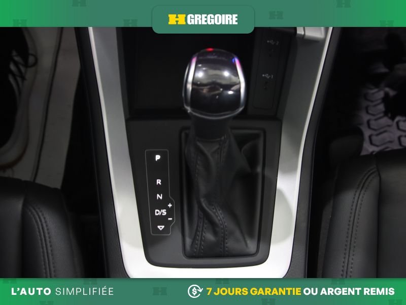 Audi Q3 821561 | Komfort AWD AUTO A/C MAGS CUIR TOIT CAM RECUL BLUE 2022 Noir Laval - photo #22