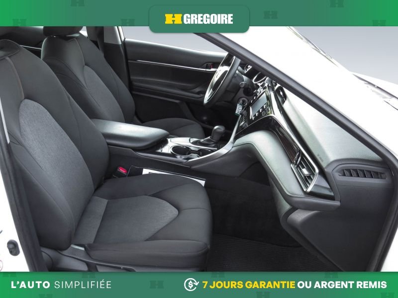 Toyota Camry 2019 Blanc Blainville - photo #27