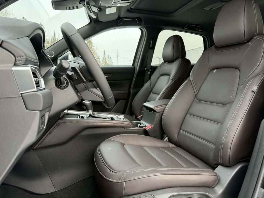 Mazda CX-5 Signature, awd, toit ouvrant, sièges, volant et rétroviseurs chauffants roue 19 pouce 2025 Noir de jais mica
