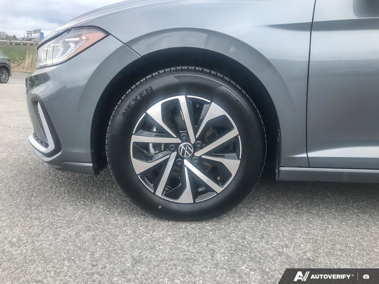Volkswagen Jetta 3VWCX7BU9SM082020 2025 Gris Mirabel - photo #8