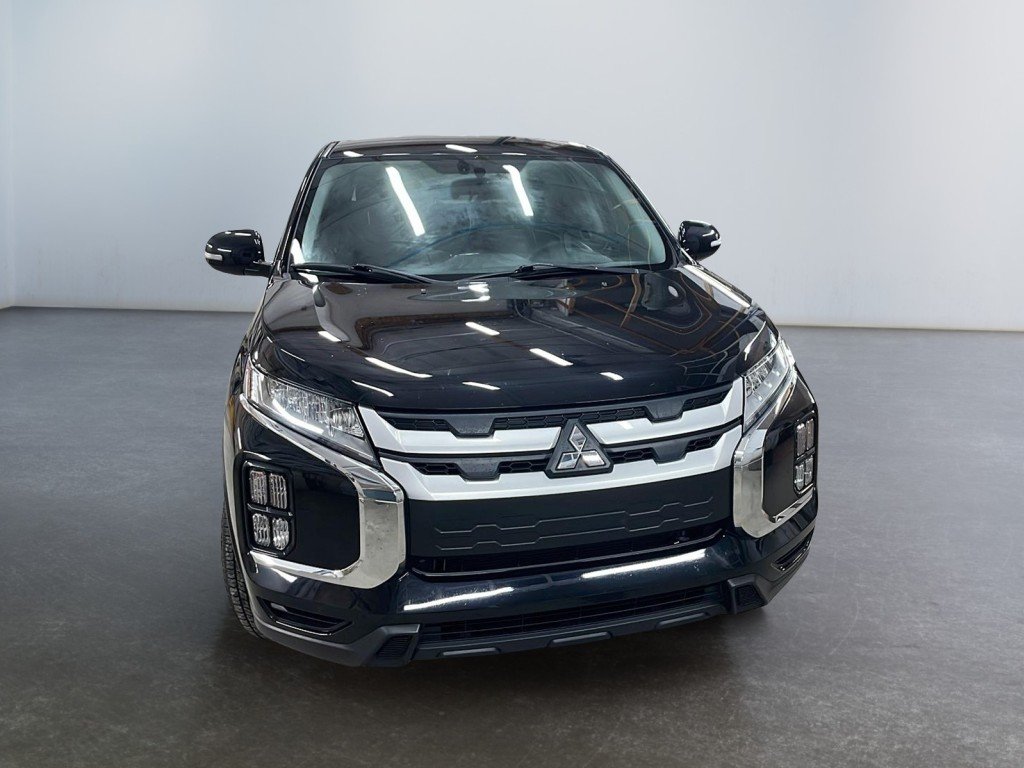 2022 Mitsubishi RVR Black Amos - photo #1