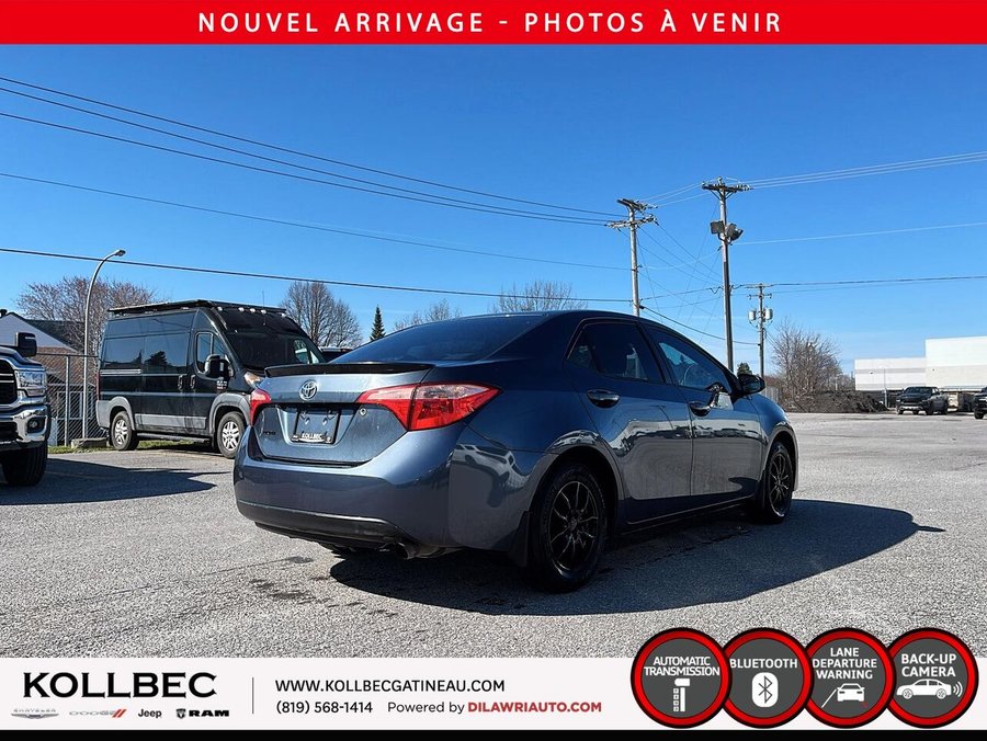 TOYOTA COROLLA *** BAS KILOMÉTRAGE *** 2018 Bleu