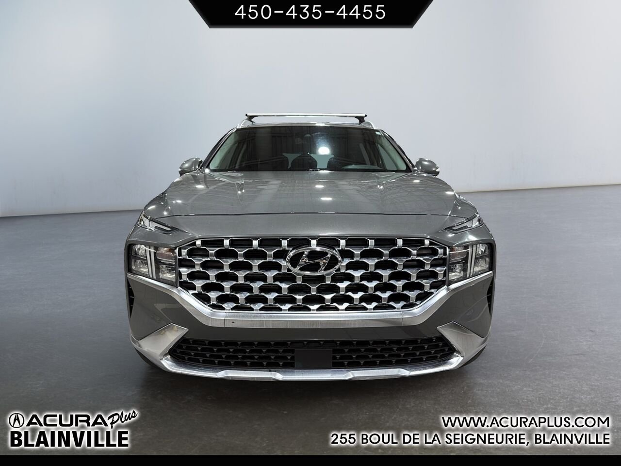 2021 Hyundai Santa Fe Grey Blainville - photo #1