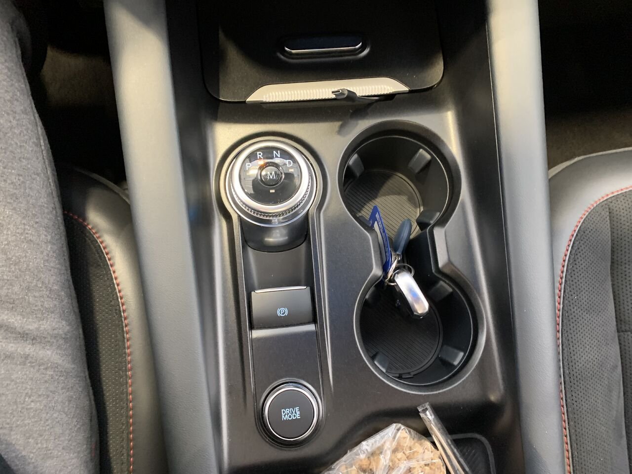 2025 Ford Explorer ST EXPLORER ST 4WD White Châteauguay - photo #37