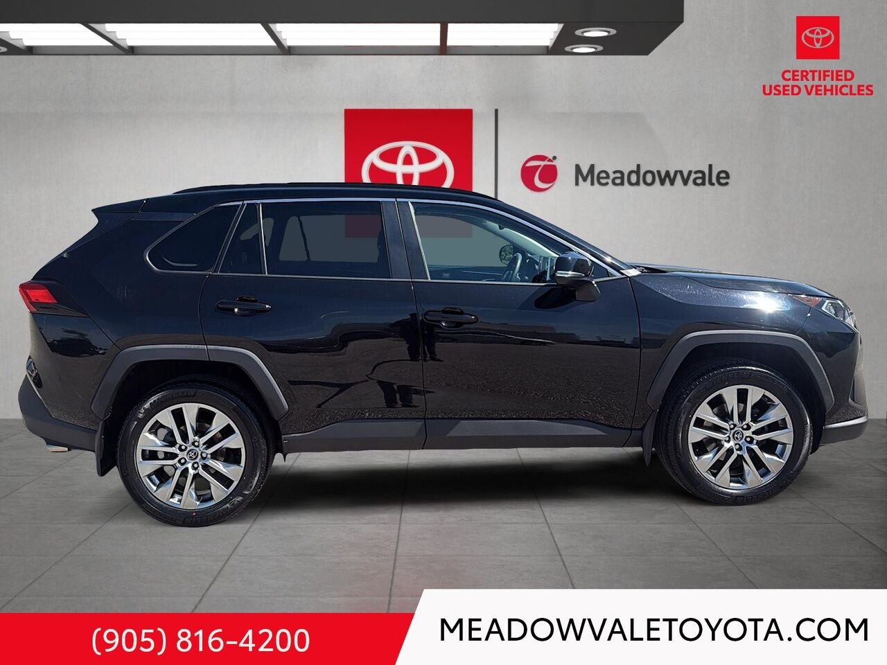 2020 Toyota RAV4 Sunroof, Back up Camera, Push Button Start Midnight Black Metallic Mississauga - photo #2