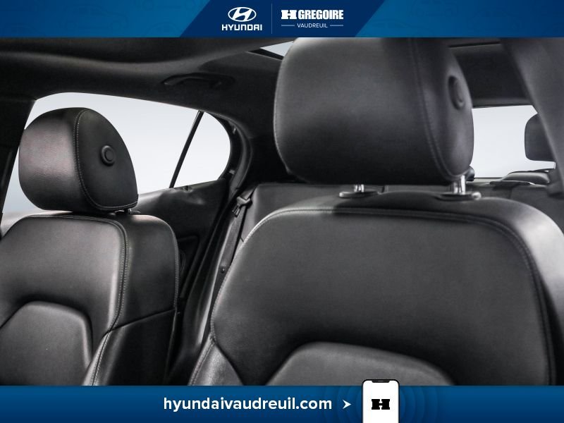 2016 Mercedes Benz GLA Black Blainville - photo #13