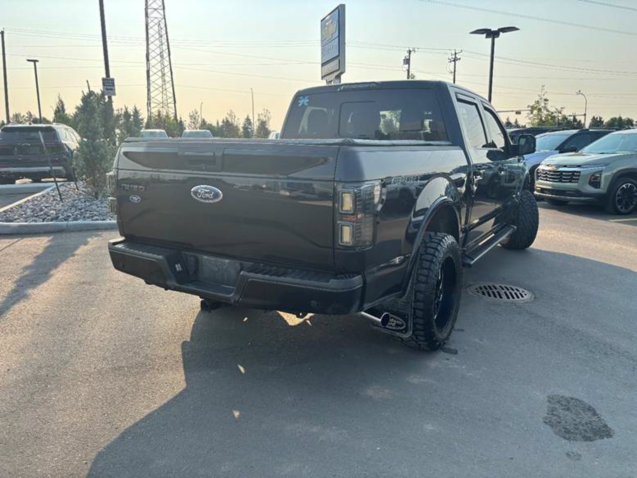 2016 Ford F-150 4WD SuperCrew 145 XLT Black Sherwood Park - photo #4