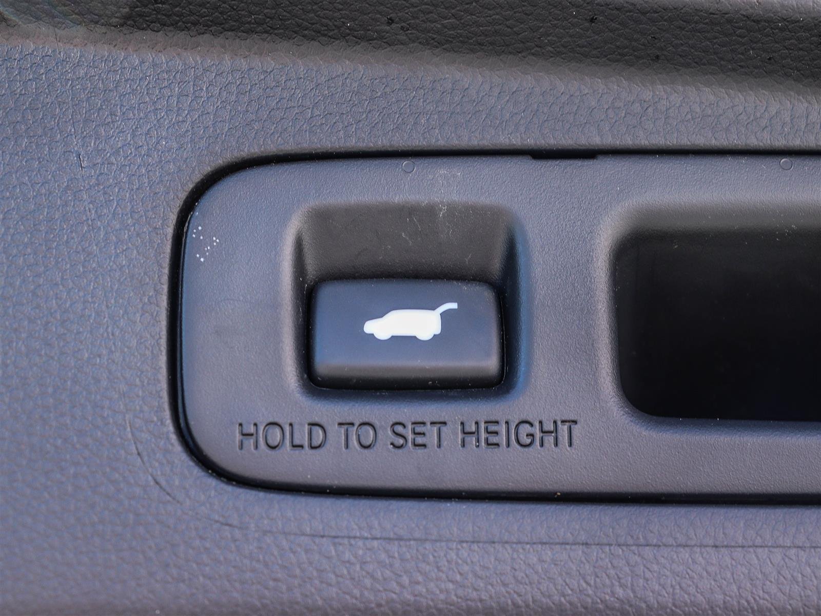 Honda CR-V hybride Touring 2024 Black Ottawa & Gatineau - photo #19