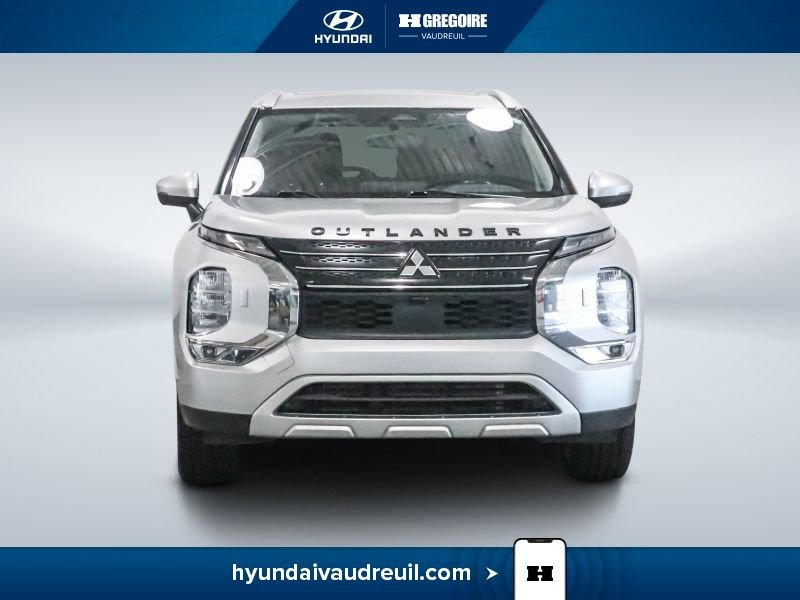 2023 Mitsubishi Outlander 2023 Silver