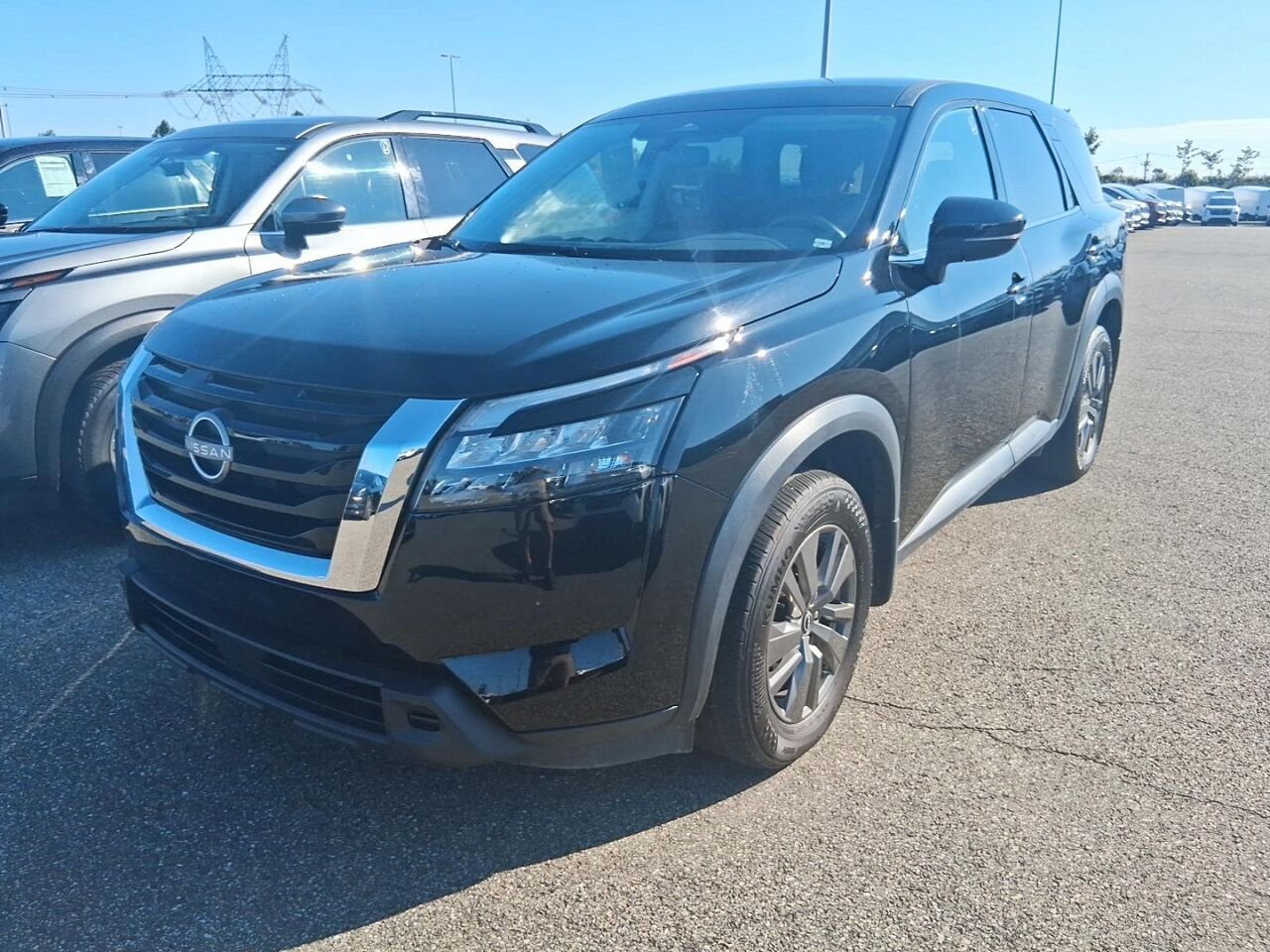 Nissan Pathfinder S 2024 Noir Québec - photo #0